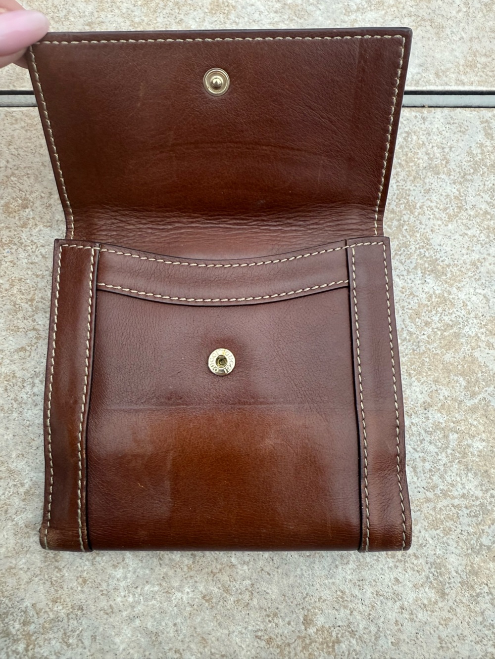 Gucci Brown Leather Men's Bifold Wallet with Gold-Tone Snap - Picture 14 of 16